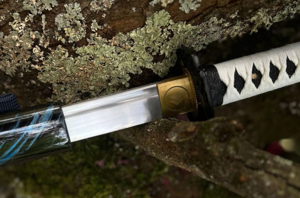 Katana-Ghost-of-Tsushima-Version-Tranchante